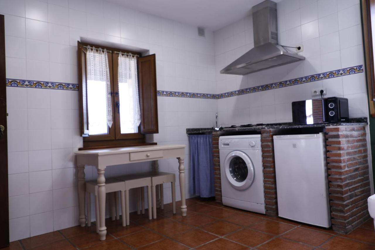 Apartamentos La Gloria Santillana del Mar Exterior foto