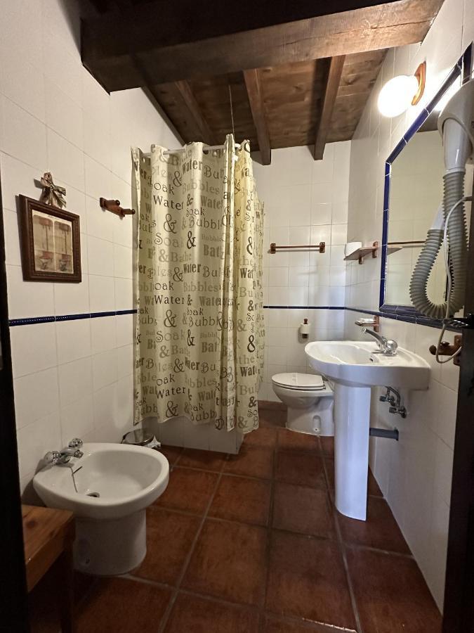 Apartamentos La Gloria Santillana del Mar Exterior foto