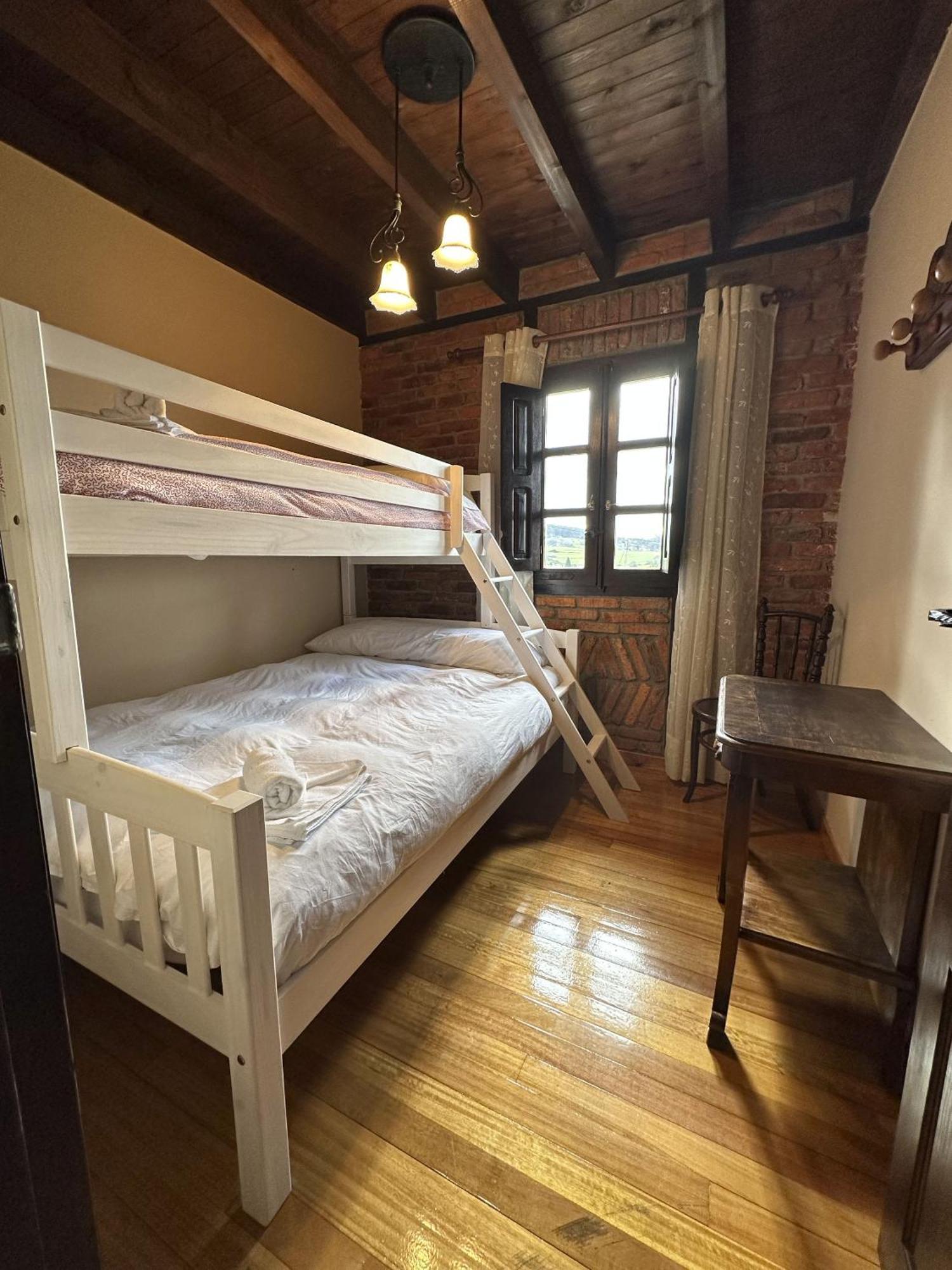 Apartamentos La Gloria Santillana del Mar Habitación foto