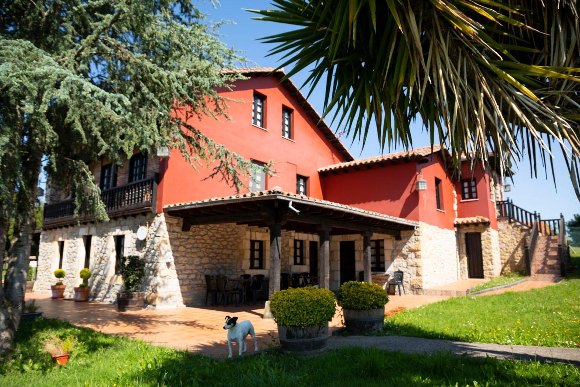 Apartamentos La Gloria Santillana del Mar Exterior foto